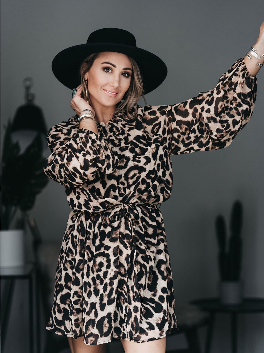 Leopard Print Long Sleeve Tie-Waist Dress - Black & Brown - Picture 1 of 3